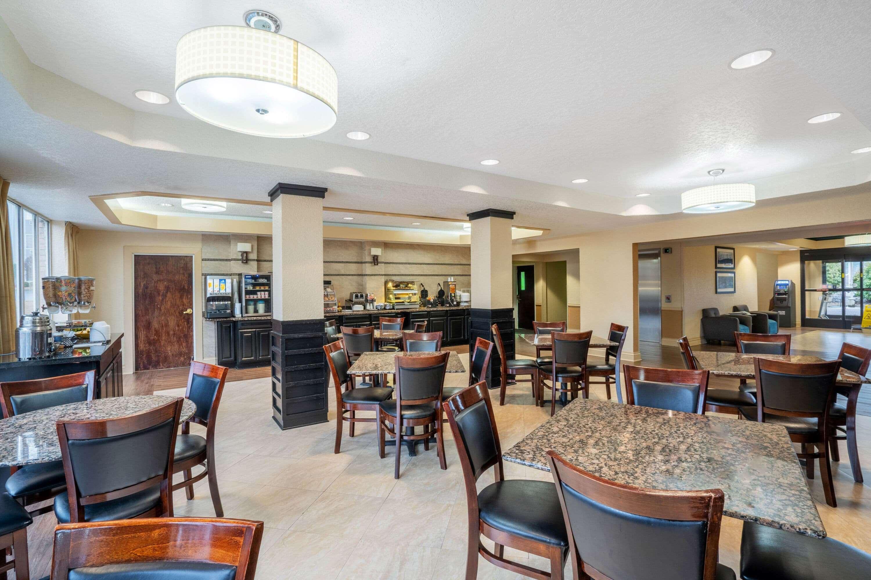 Hotel La Quinta By Wyndham Hot Springs Extérieur photo