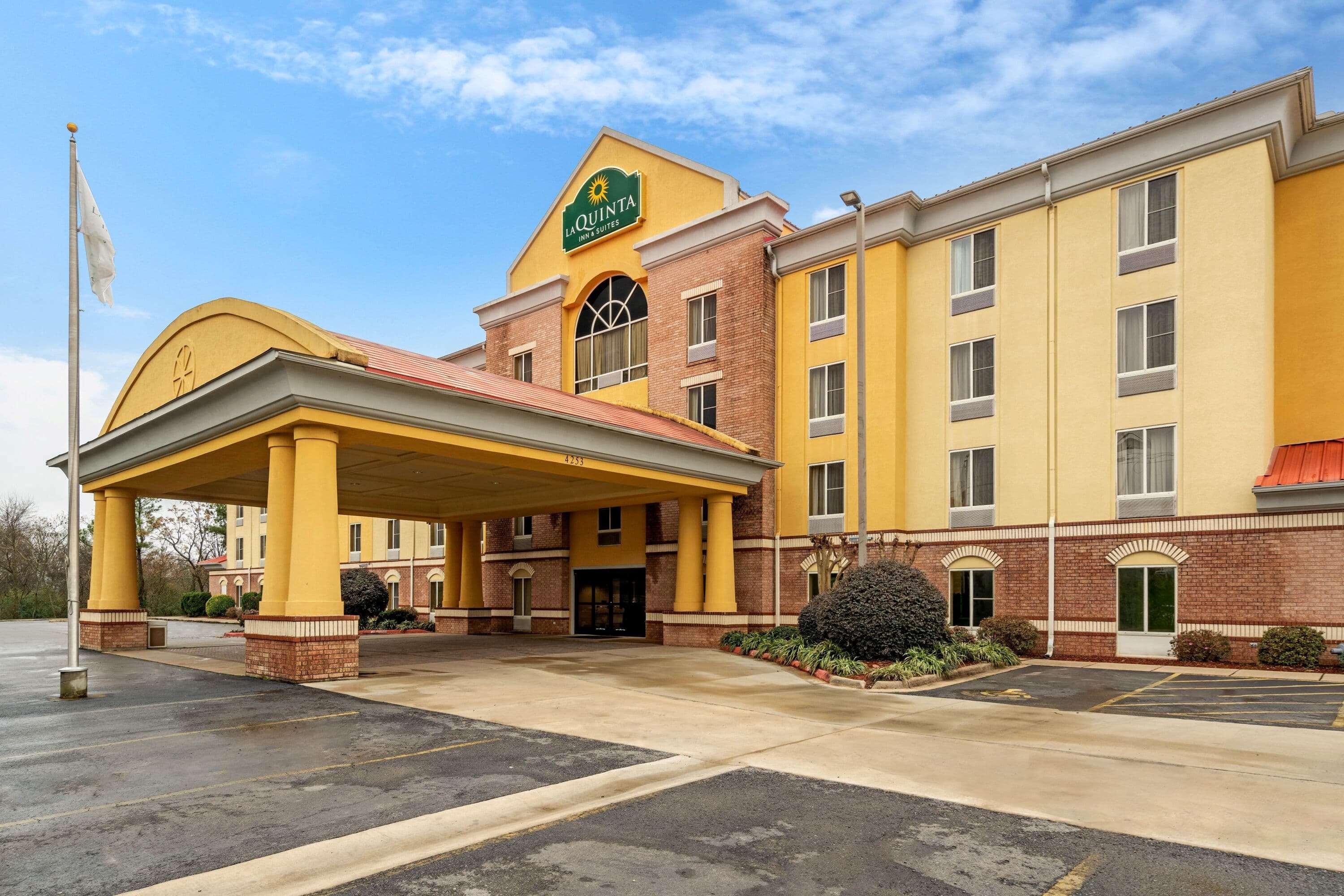 Hotel La Quinta By Wyndham Hot Springs Extérieur photo