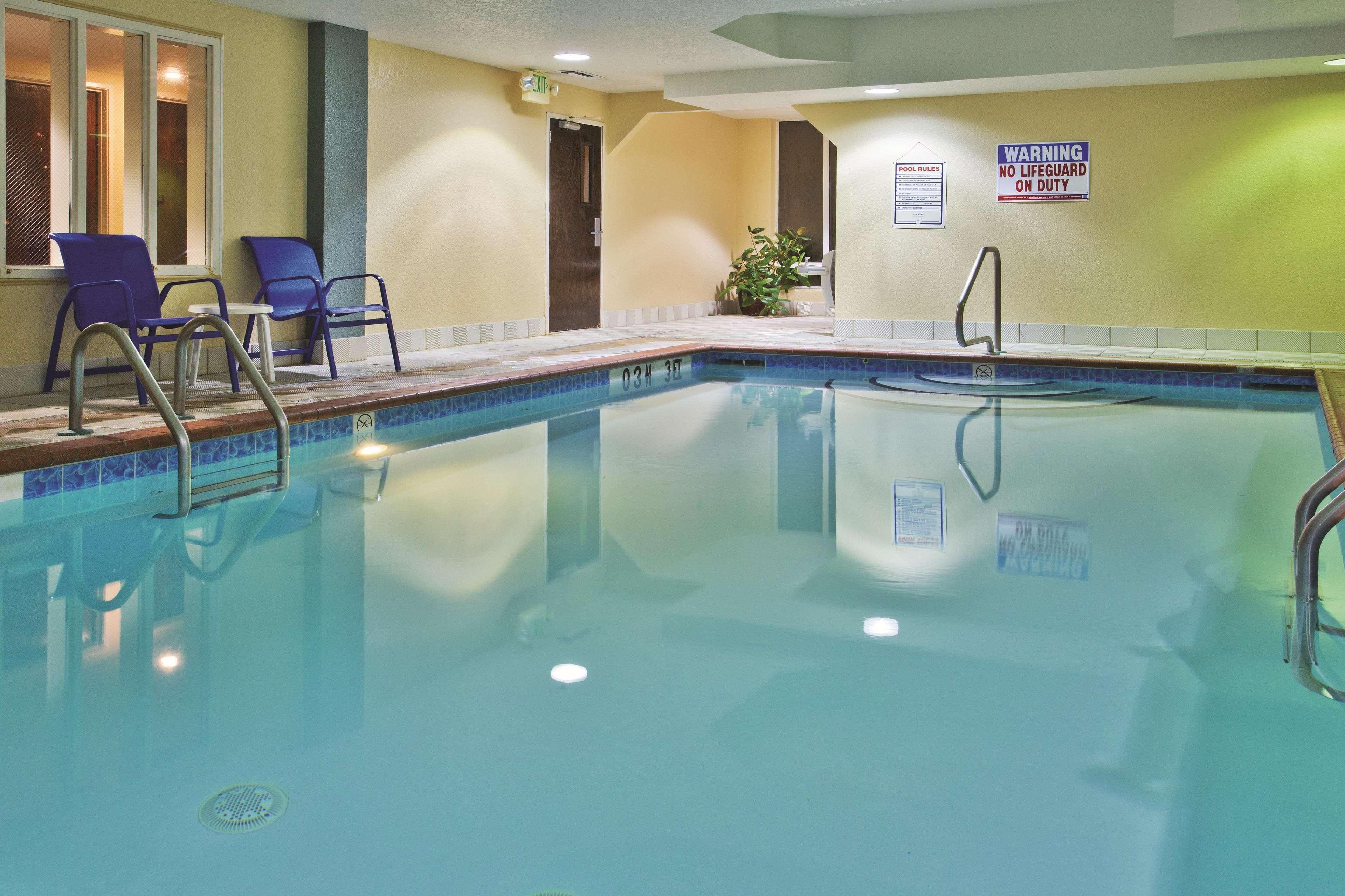 Hotel La Quinta By Wyndham Hot Springs Extérieur photo