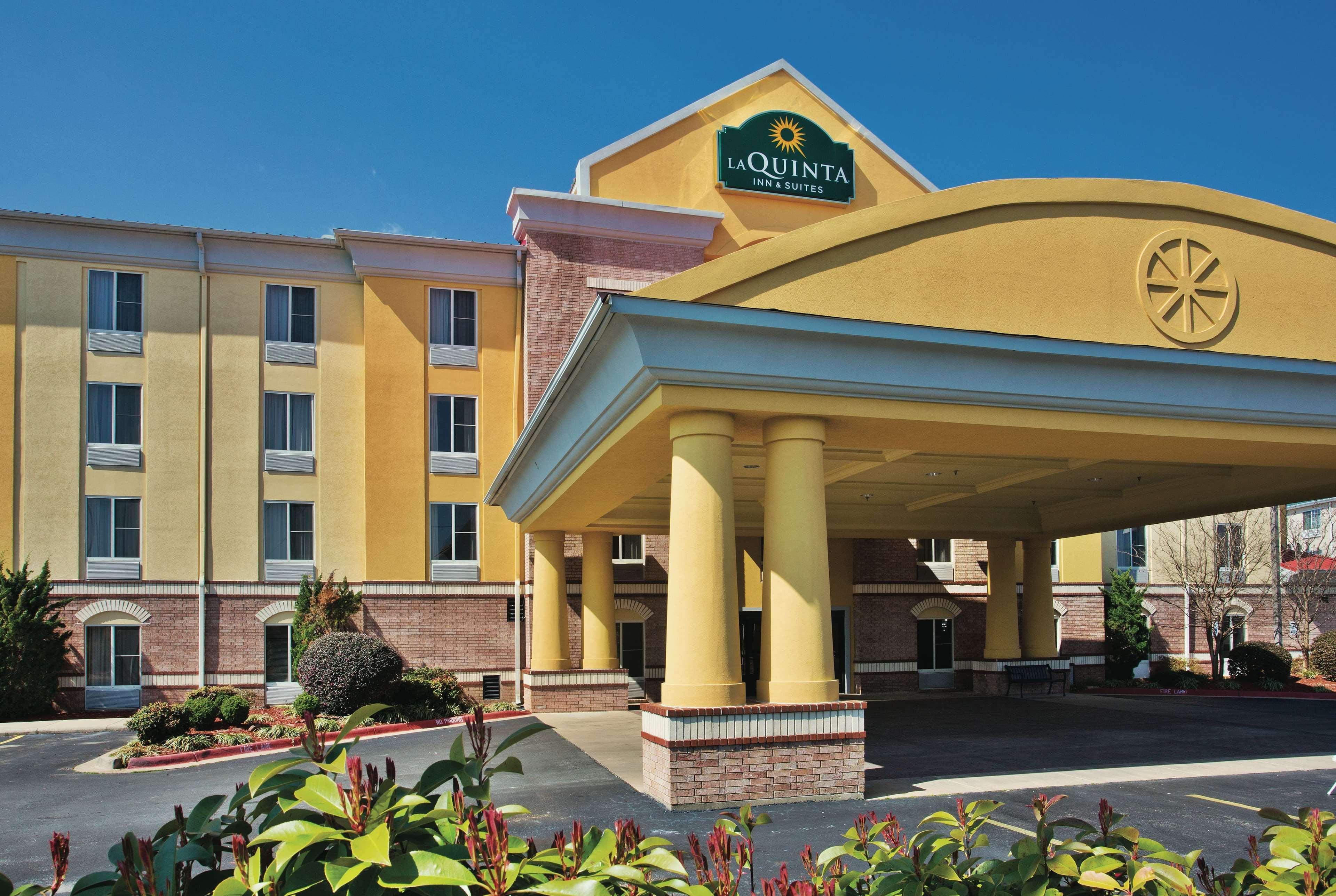 Hotel La Quinta By Wyndham Hot Springs Extérieur photo