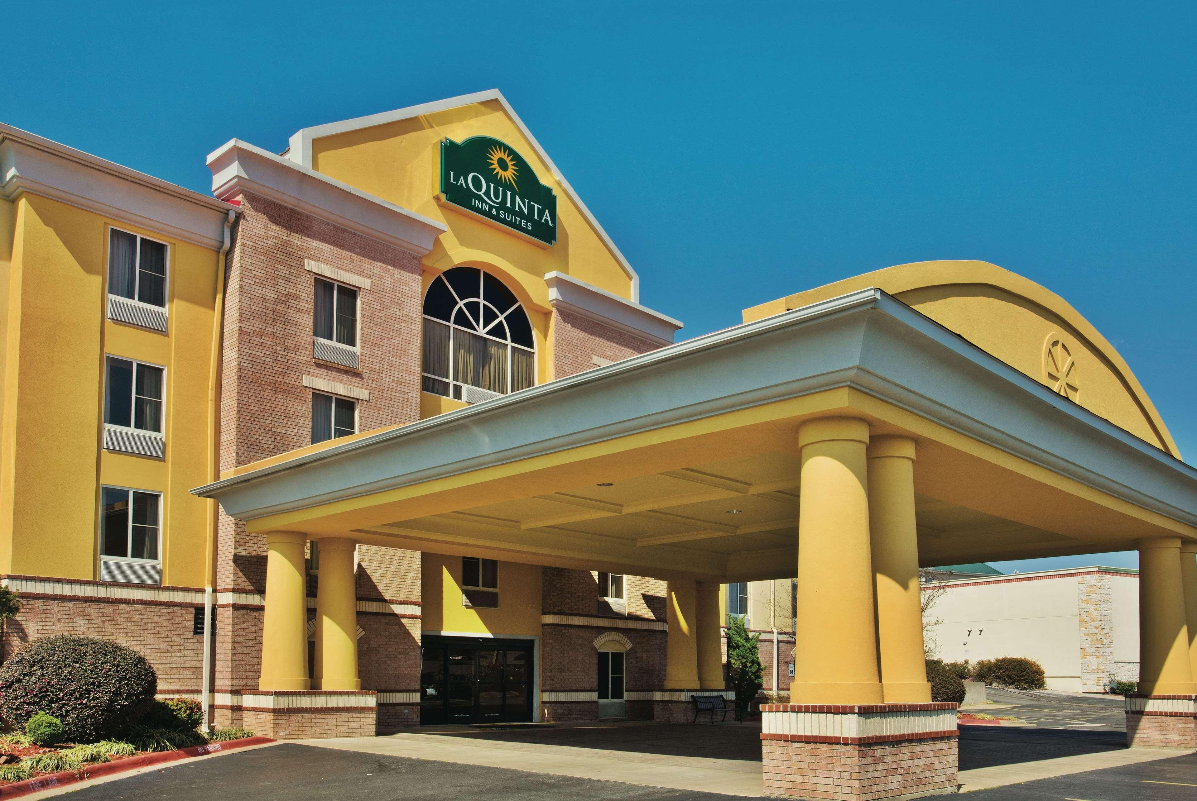 Hotel La Quinta By Wyndham Hot Springs Extérieur photo